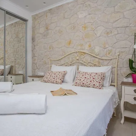 Alexandros Stone House Villa
