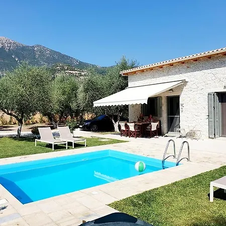 Alexandros Stone House * نيدري