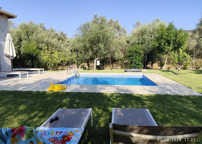 Alexandros Stone House Villa